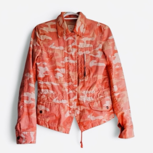 Gap‎ Pink Camouflage Jacket - Picture 1 of 3